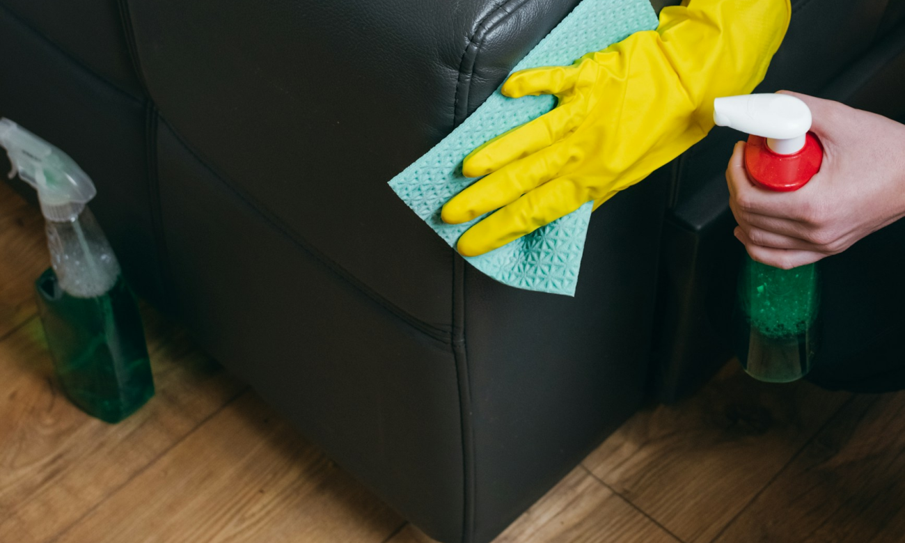 Starlight Sparkle Cleaning